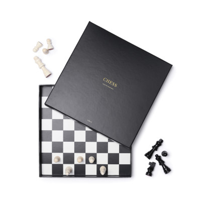 VINGA Chess coffee table game