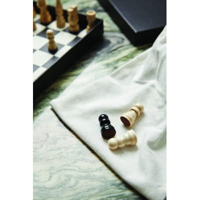 VINGA Chess coffee table game