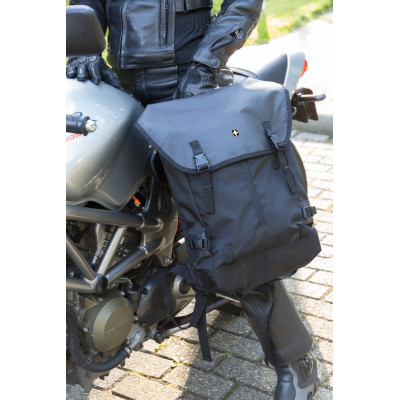 17” outdoor laptop backpack