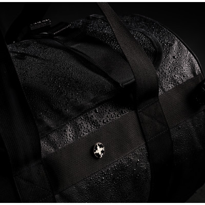 Swiss Peak RFID sports duffel & backpack