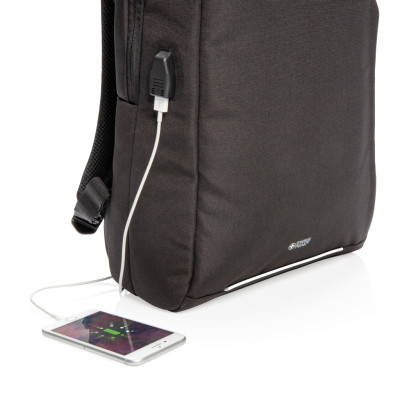 Swiss Peak AWARE™ RFID and USB A laptop backpack