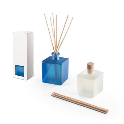 YEUN. Diffuser sticks in glass bottle